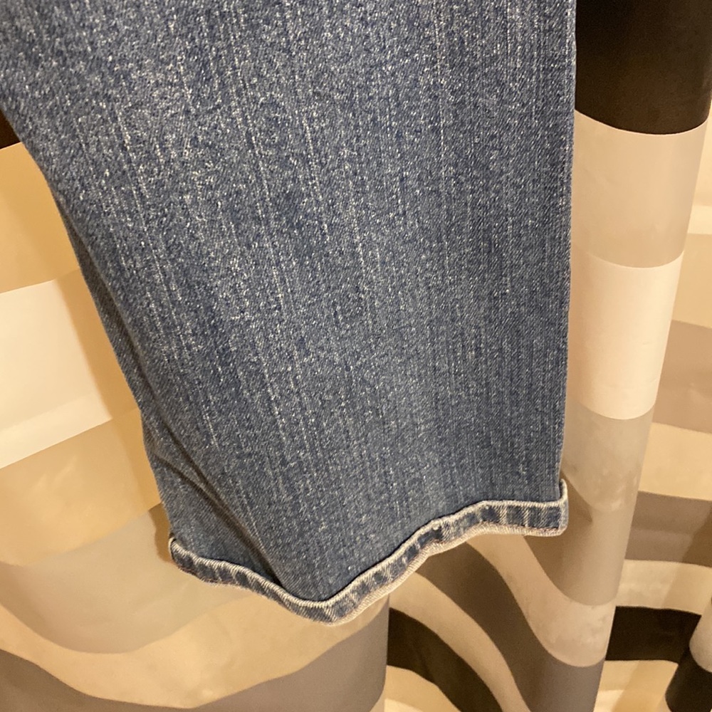 👗3 for $15 Refuge Jeans - Picture 5 of 6